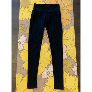 Mikoh Kawowo Surf Leggings size M